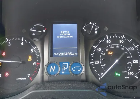 2010 Lexus Gx 460 z USA, uszkodzony, nr VIN JTJBM7FX8A5005653